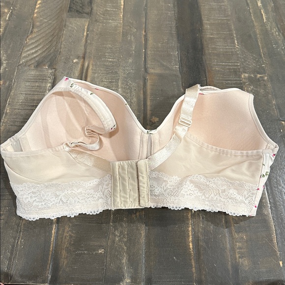 Deesee Lingerie - Picture 2 of 4